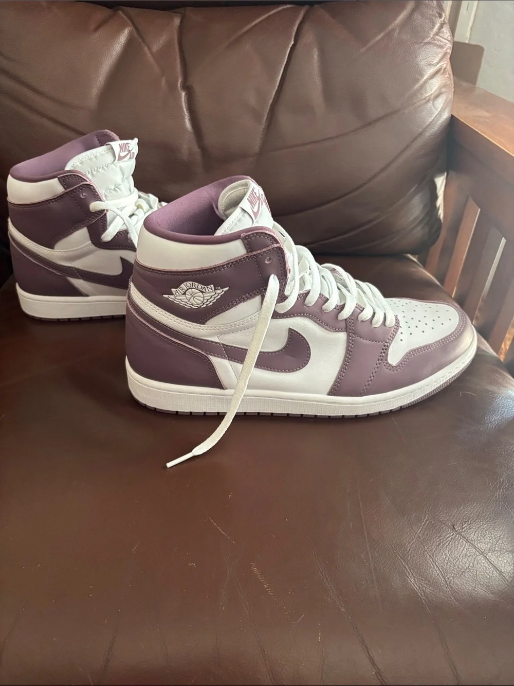 Men’s Mauve Retro Jordan 1’s